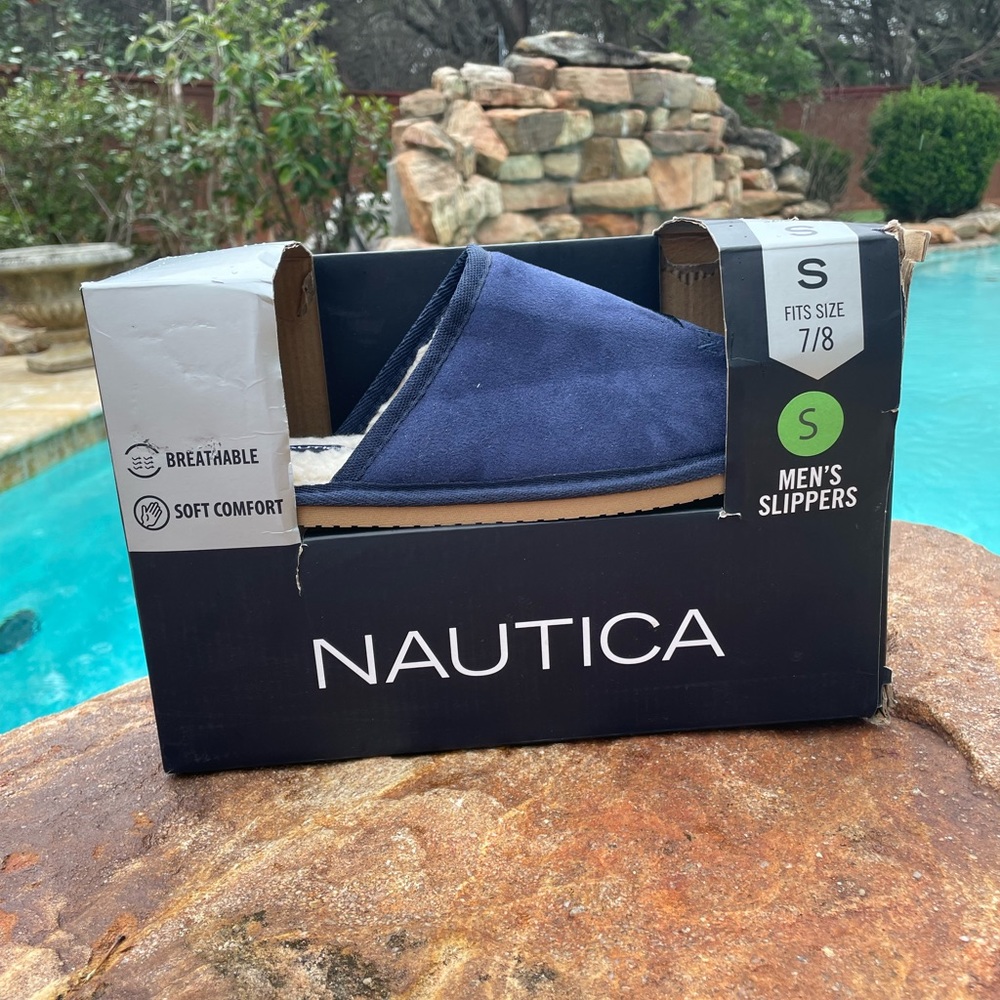 Nautica Men’s Slippers in Somersby Navy Size S (7/8) NEW!